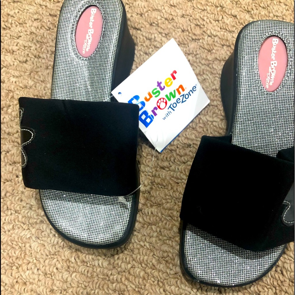 Girls sandals